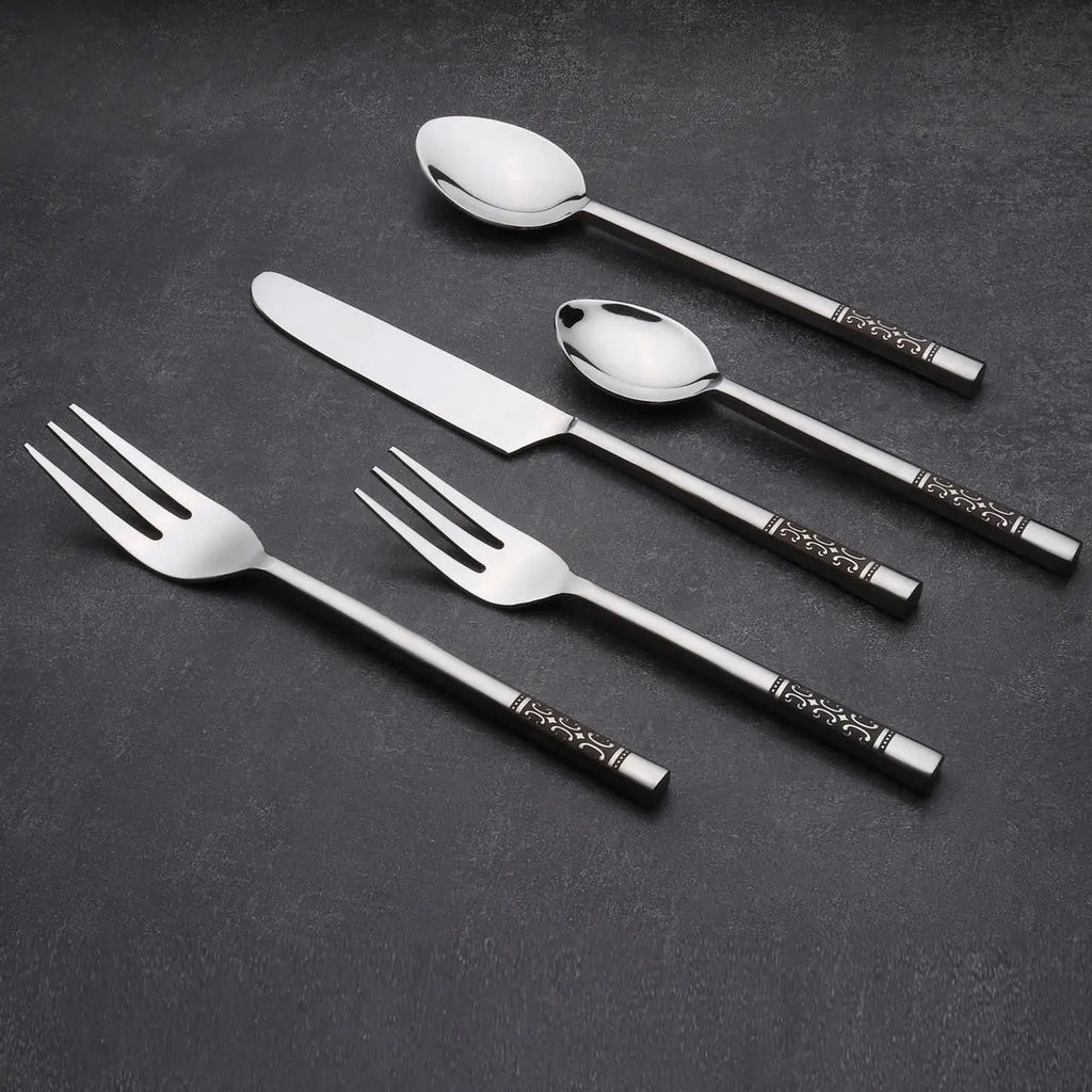 Chantilly Flatware, 5-Pc. Place Setting